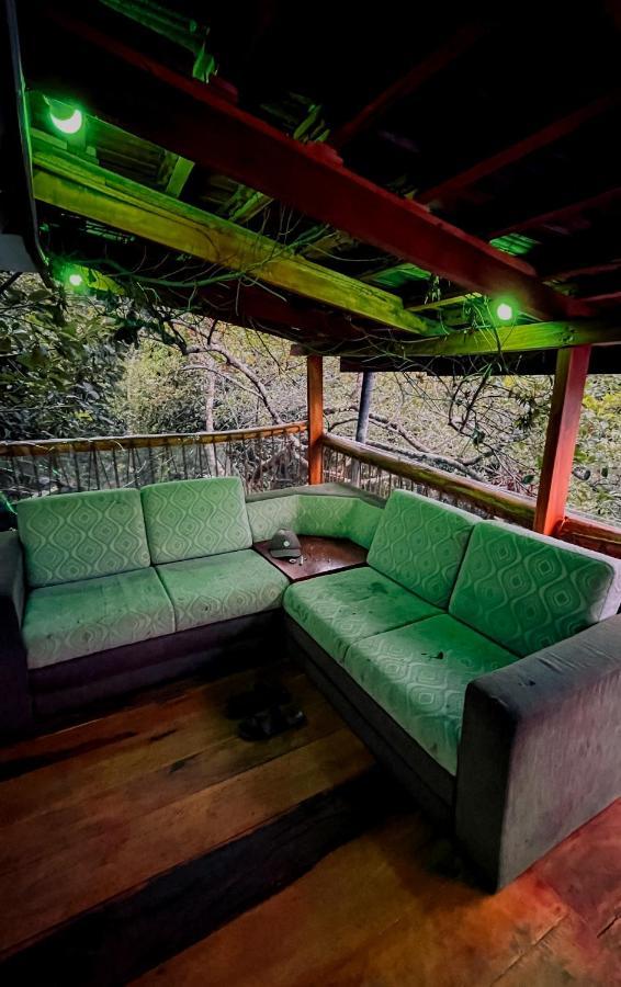Adhi'S Place Элла Экстерьер фото